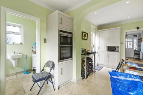 110 Norval Road - k0y46L2KZZhTEn0q1819.jpg