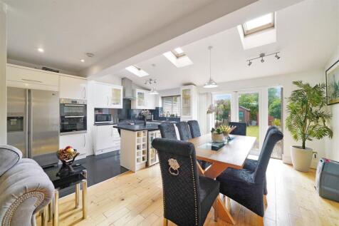 19 Langham Gardens - VMz4T71tbSgcnW5Oasgr.jpg