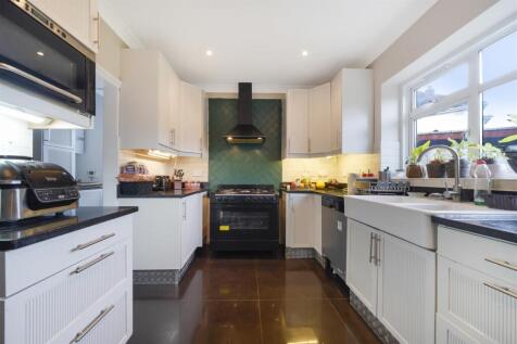 234 Watford Road - 5Vx6egsAyUFDqU1ZQMp0.jpg