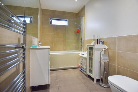 Bathroom.jpg