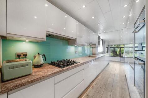 136 Cavendish Avenue - yrHgkyqstBWJPMaqTFfb.jpg