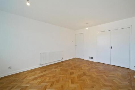 South Meadows, 95 Park Lane - u9yZuFdtgSWcF61fLreT