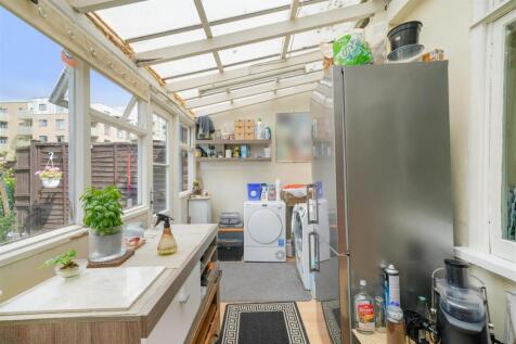 17 Horsenden Avenue - Ez4V87ys8fa8zt9fm6Jj.jpg