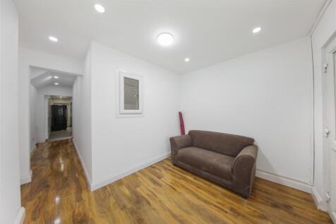 867 Harrow Road - zfha6bVL1bqTbEEve1hx.jpg