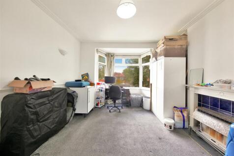 6 Eton Court, Eton Avenue - dUAwTlHQeANgPNsbZN8Z.j