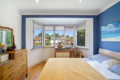 5 Oakwood Crescent - V8DO4KFFOhAWOxoLVjWE.jpg