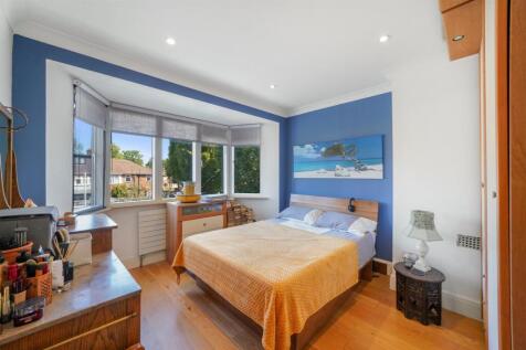 5 Oakwood Crescent - XnnTZN5iYlQlpMYanZxn.jpg