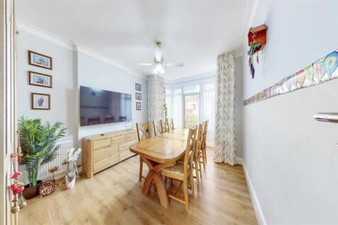 52 Amery Road - Qslr0V81Nk3X5bknrizN.jpg