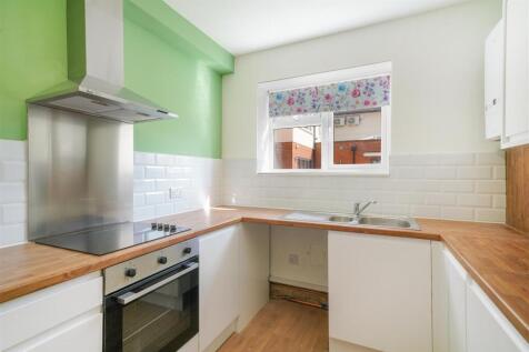2 Circle Court, Harrowdene Road - dPjSthIFWgAujNcb