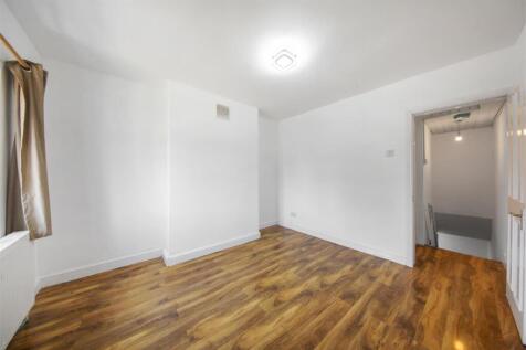 867 Harrow Road - xaFPtwo5WnLDydDTQHFX.jpg