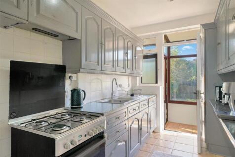 36 Cavendish Avenue - k8TTwYbmgBRUkkCOmRGk.jpg