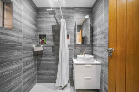 20 Robin Hood Way - 7lKgYDCiZvnzo5Y6m908.jpg