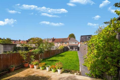 20 Robin Hood Way - RzEw17WdQ8CAcfRDoNx4.jpg