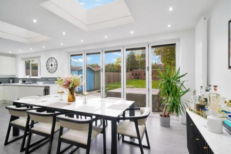 31 Edwards Avenue - o6Sa26YQRsm32pHRsHwH.jpg