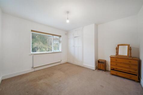 42 Stilecroft Gardens - Lt2sP10lPQinlruim3oo.jpg