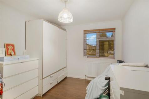 6 Salmond Close - uob9EGWUND9VNfsM4rkM.jpg