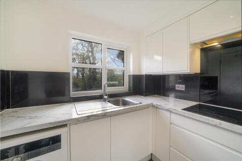 90 Conifer Way - 7iVfEFefBIUaDx05Lytc.jpg