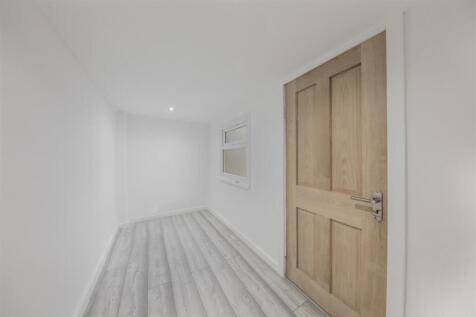 30 Pembroke Road - wejuYxTkqJ0QTDL8tLU3.jpg