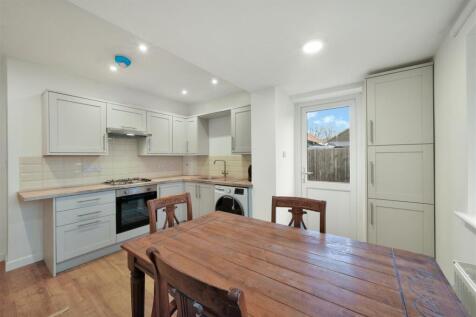 102 Rugby Avenue - ZvY6mXLHeXZIOy4EwdcG.jpg