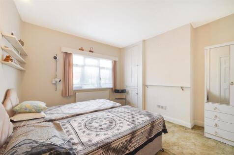 200 Whitton Avenue East - XO1OcYAaJ6561QghdLm7.jpg