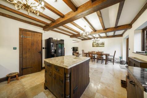 35 Medway Gardens - Jt2XzyIMg4nFDIZKD9zR.jpg