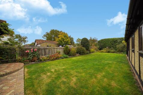 35 Medway Gardens - gws8MFWY1Kj9NhEi7QPa.jpg