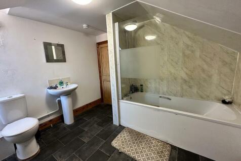 Communal Bathroom