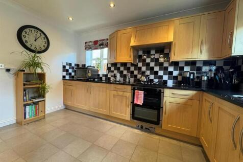 New Kitchen 2.jpg