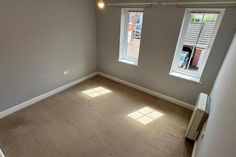 Bedroom 2.jpg