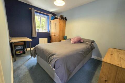 Bedroom 2.jpg