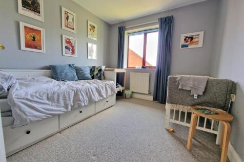 Bedroom 3.jpg