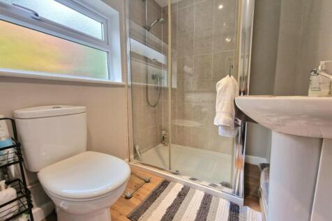 Shower Room/Utility