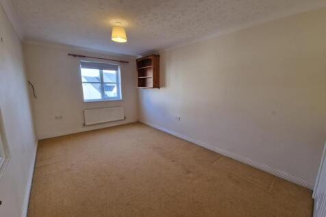 Bedroom 2.jpeg