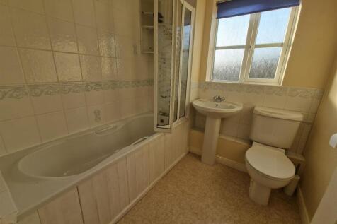 Bathroom.jpeg