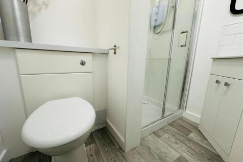 Flat 3-3.jpg