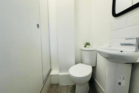Flat 3-5.jpg