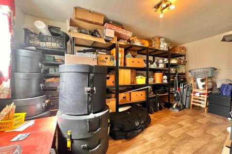 Ground Floor Store