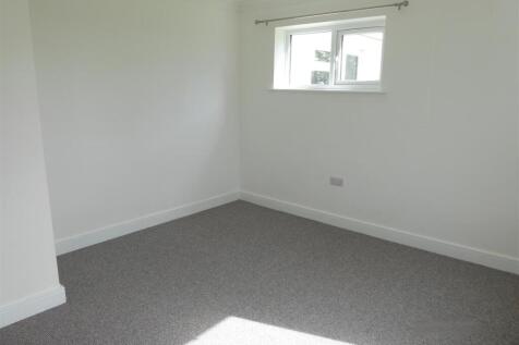Bedroom 3.JPG