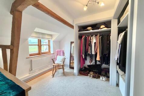 Annexe - Dressing Room/Bedroom Three
