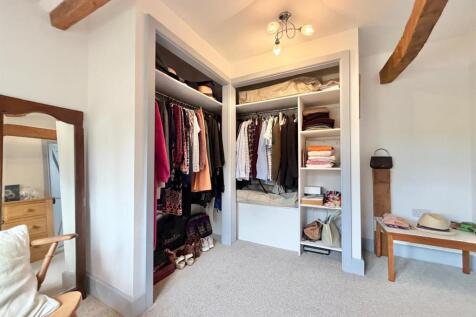 Annexe - Dressing Room/Bedroom Three