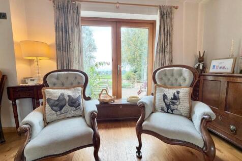 Main House - Dining Room