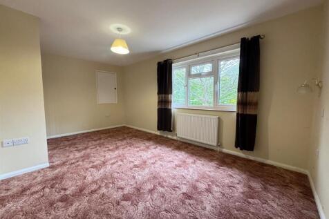 Bedroom 1 Alt Angle.jpg