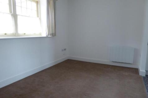 Flat 1, 8 Perreyman (2).JPG