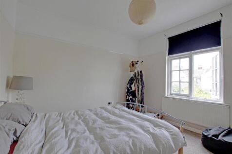 Bed 1 (2).jpg