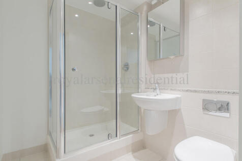 F19 BLD 50 SHOWER