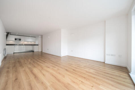 1341104-5-68a48f9...