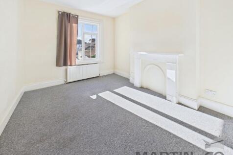 Flat 2 - Bedroom ...