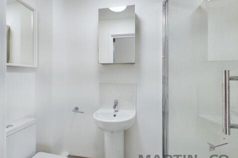 Bedroom 2 En-Suit...