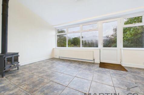 CAM02697G0-PR0337...