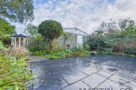 CAM02697G0-PR0337...